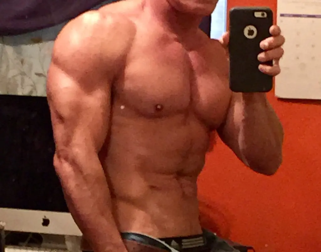 Primobolan vs. Anavar – die zwei besten Steroide zur Fettverbrennung 2 Bodybuilder nach seinem Anavar-Zyklus – 3 Kilo zugenommen